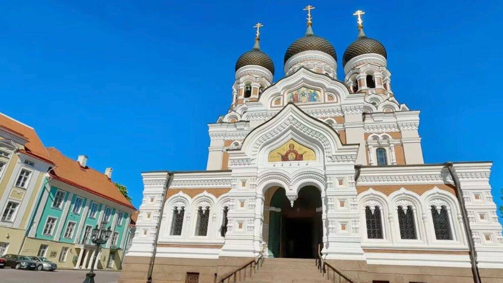 アレクサンドル・ネフスキー大聖堂(Alexander Nevsky Cathedral)1900年に完成したこの大聖堂