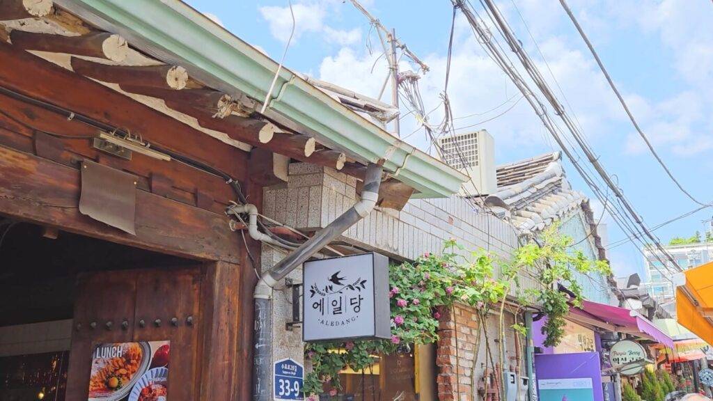 韓国女子旅おすすめスポット|益善洞(イクソンドン)|韓屋×レトロカフェ
